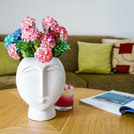 Apartment Bliss Nest - *